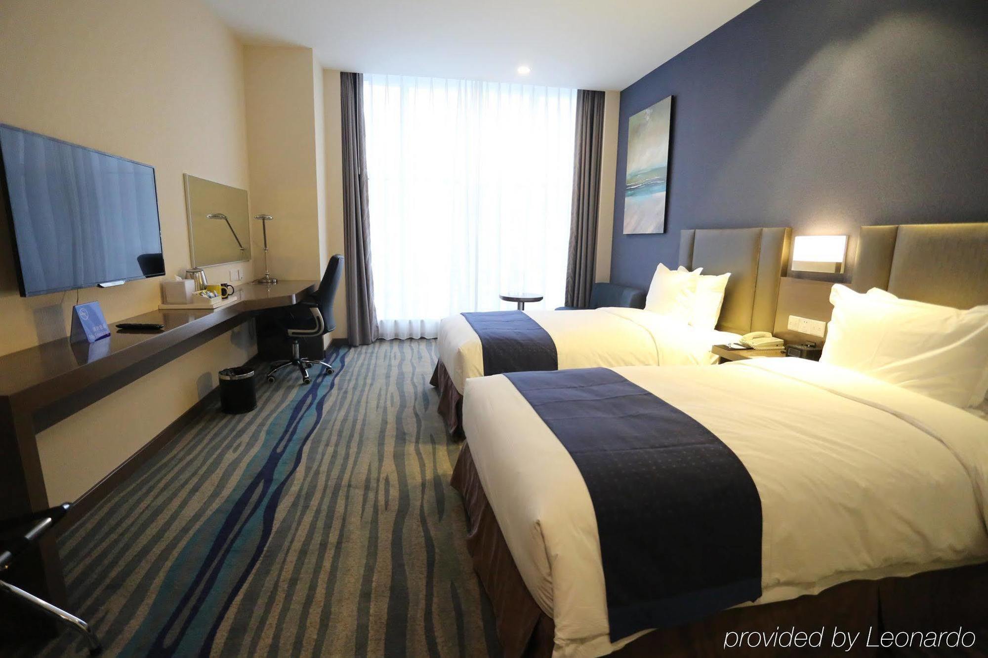 Holiday Inn Express Shenyang North Station By Ihg Ngoại thất bức ảnh