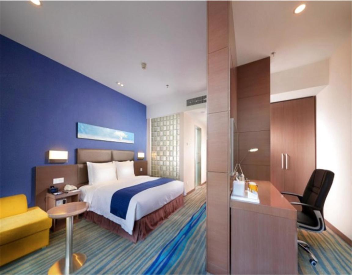 Holiday Inn Express Shenyang North Station, An Ihg Hotel Ngoại thất bức ảnh